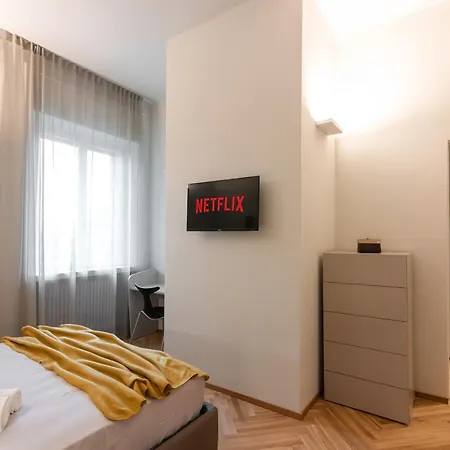 Elegant Design Apartmentduomo-naviglia/c E Wi-fi Milan
