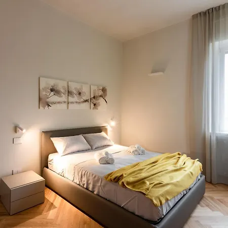 Elegant Design Apartmentduomo-naviglia/c E Wi-fi * Milan