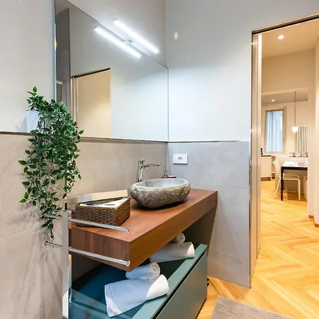 Apartment Elegant Design Apartmentduomo-naviglia/c E Wi-fi Milan