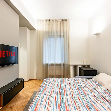 Elegant Design Apartmentduomo-naviglia/c E Wi-fi Milan